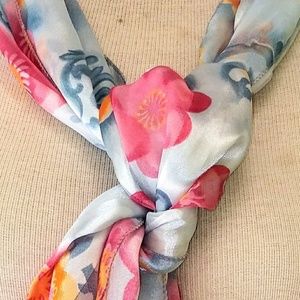 💗 Silky Scarf #hundredsofscarves